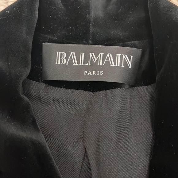 Classic Balmain Velvet Blazer - Picture 3 of 7